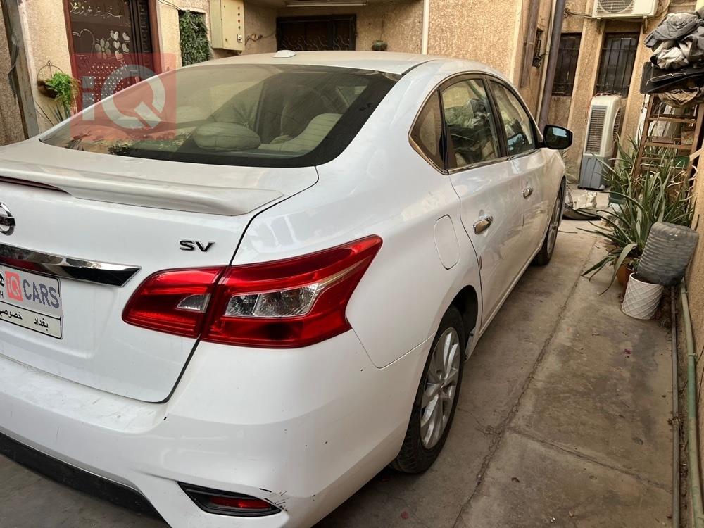 نیسان سێنترا